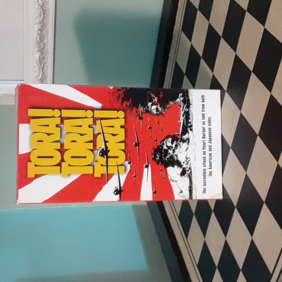 6/$15 Tora! Tora! Tora!1970 ‧ War/Action ‧ 2h 24m - Picture 5 of 5